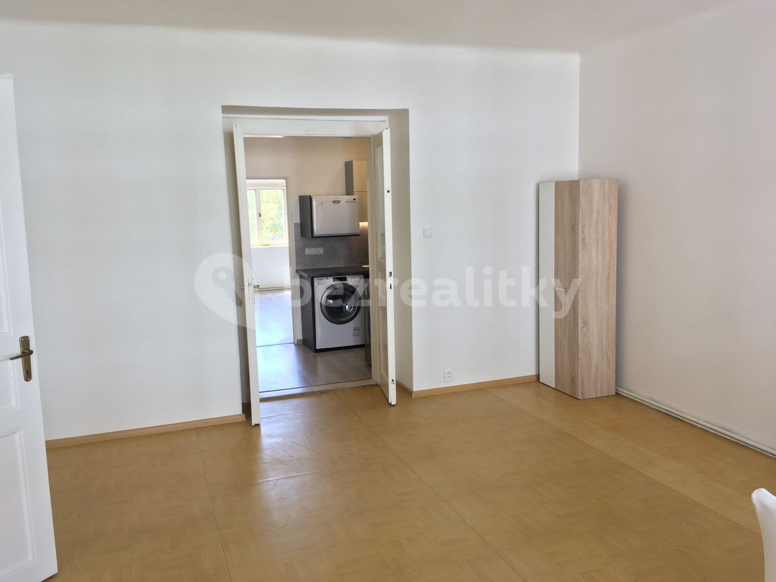 2 bedroom with open-plan kitchen flat to rent, 81 m², Belgická, Prague, Prague 2 bedroom with open-plan kitchen flat to rent, 81 m², Belgická, Prague, Prague
