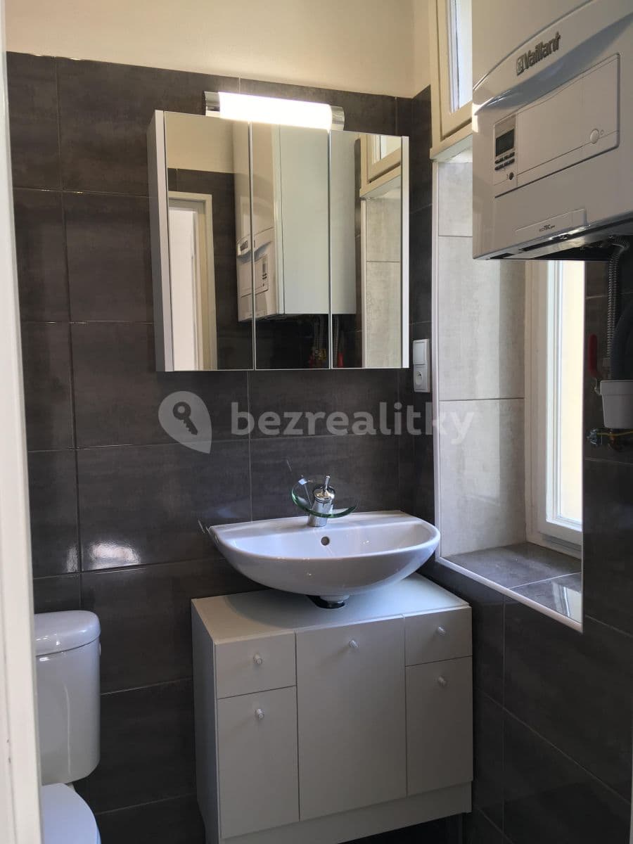 2 bedroom with open-plan kitchen flat to rent, 81 m², Belgická, Prague, Prague 2 bedroom with open-plan kitchen flat to rent, 81 m², Belgická, Prague, Prague