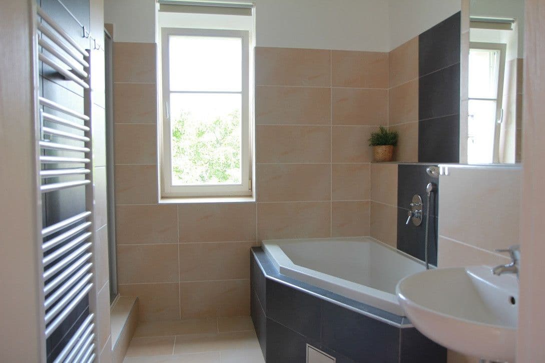 3 bedroom flat to rent, 104 m², Na Hanspaulce, Prague, Prague 3 bedroom flat to rent, 104 m², Na Hanspaulce, Prague, Prague
