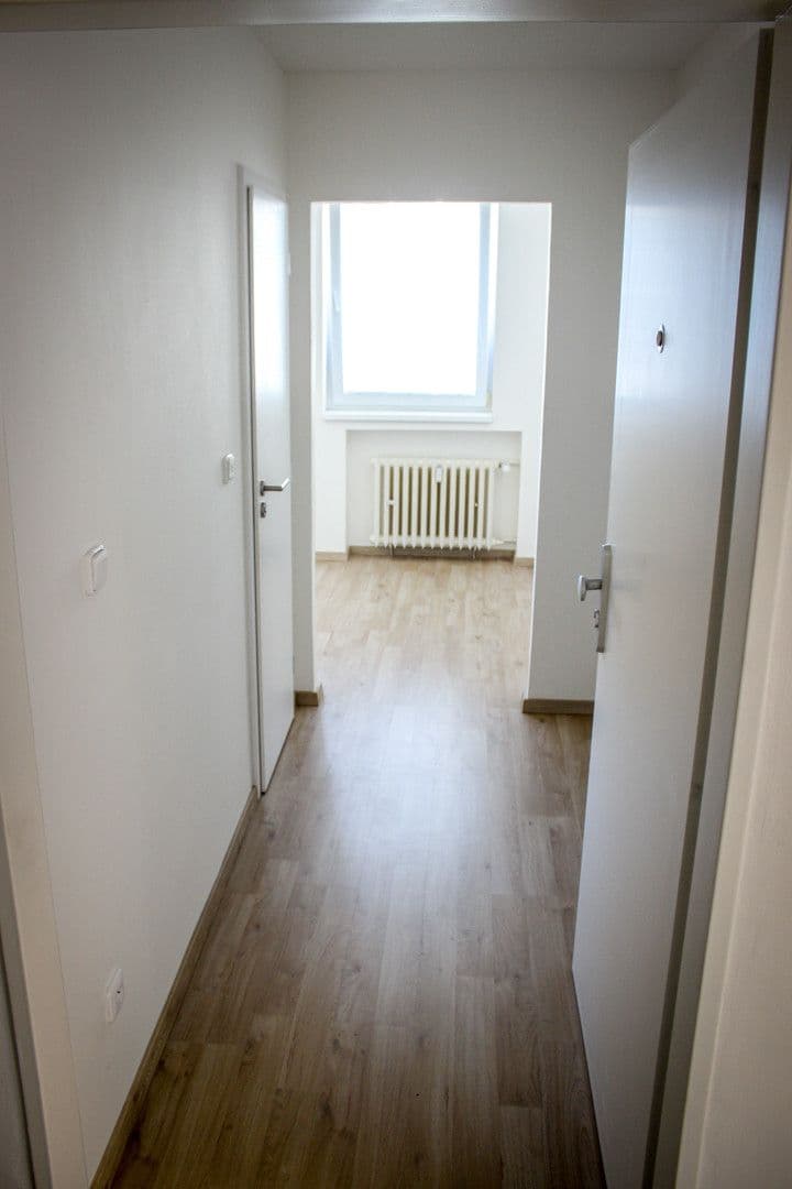 1 bedroom with open-plan kitchen flat to rent, 30 m², Peroutkova, Prague, Prague 1 bedroom with open-plan kitchen flat to rent, 30 m², Peroutkova, Prague, Prague