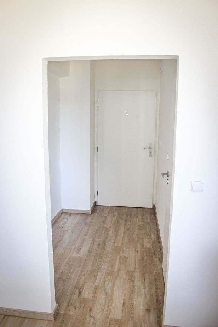 1 bedroom with open-plan kitchen flat to rent, 30 m², Peroutkova, Prague, Prague 1 bedroom with open-plan kitchen flat to rent, 30 m², Peroutkova, Prague, Prague