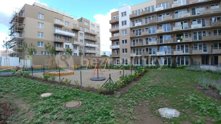 1 bedroom with open-plan kitchen flat to rent, 62 m², Modenská, Prague, Prague 1 bedroom with open-plan kitchen flat to rent, 62 m², Modenská, Prague, Prague