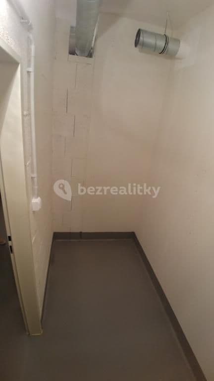 1 bedroom with open-plan kitchen flat to rent, 62 m², Modenská, Prague, Prague 1 bedroom with open-plan kitchen flat to rent, 62 m², Modenská, Prague, Prague