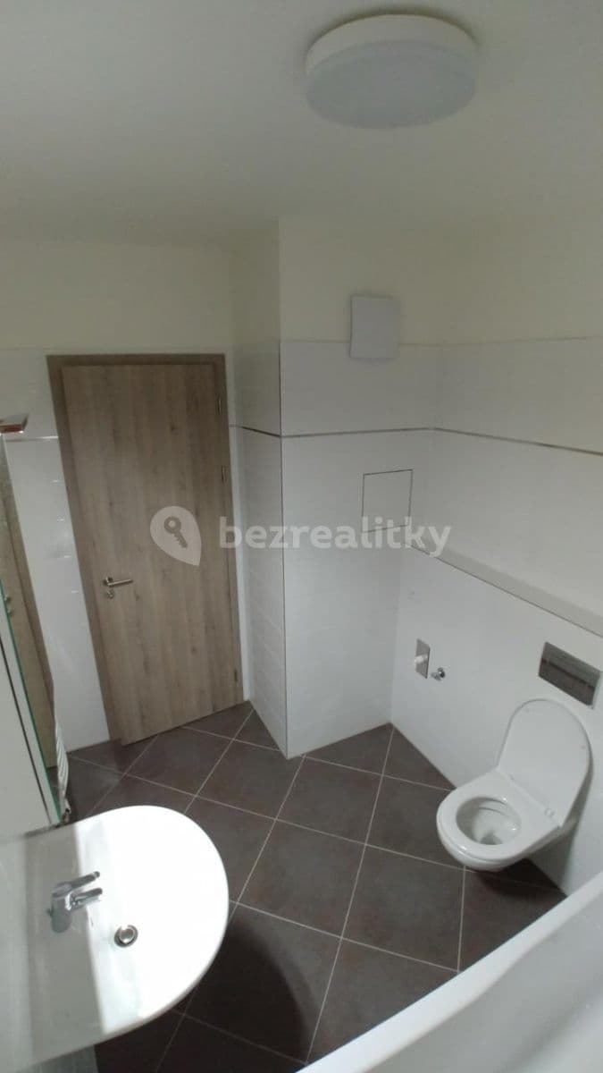 1 bedroom with open-plan kitchen flat to rent, 62 m², Modenská, Prague, Prague 1 bedroom with open-plan kitchen flat to rent, 62 m², Modenská, Prague, Prague