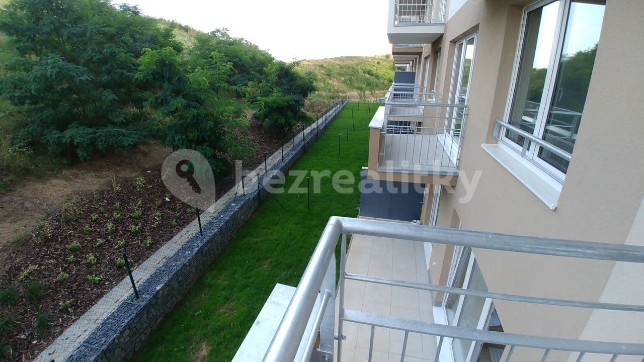 1 bedroom with open-plan kitchen flat to rent, 62 m², Modenská, Prague, Prague 1 bedroom with open-plan kitchen flat to rent, 62 m², Modenská, Prague, Prague