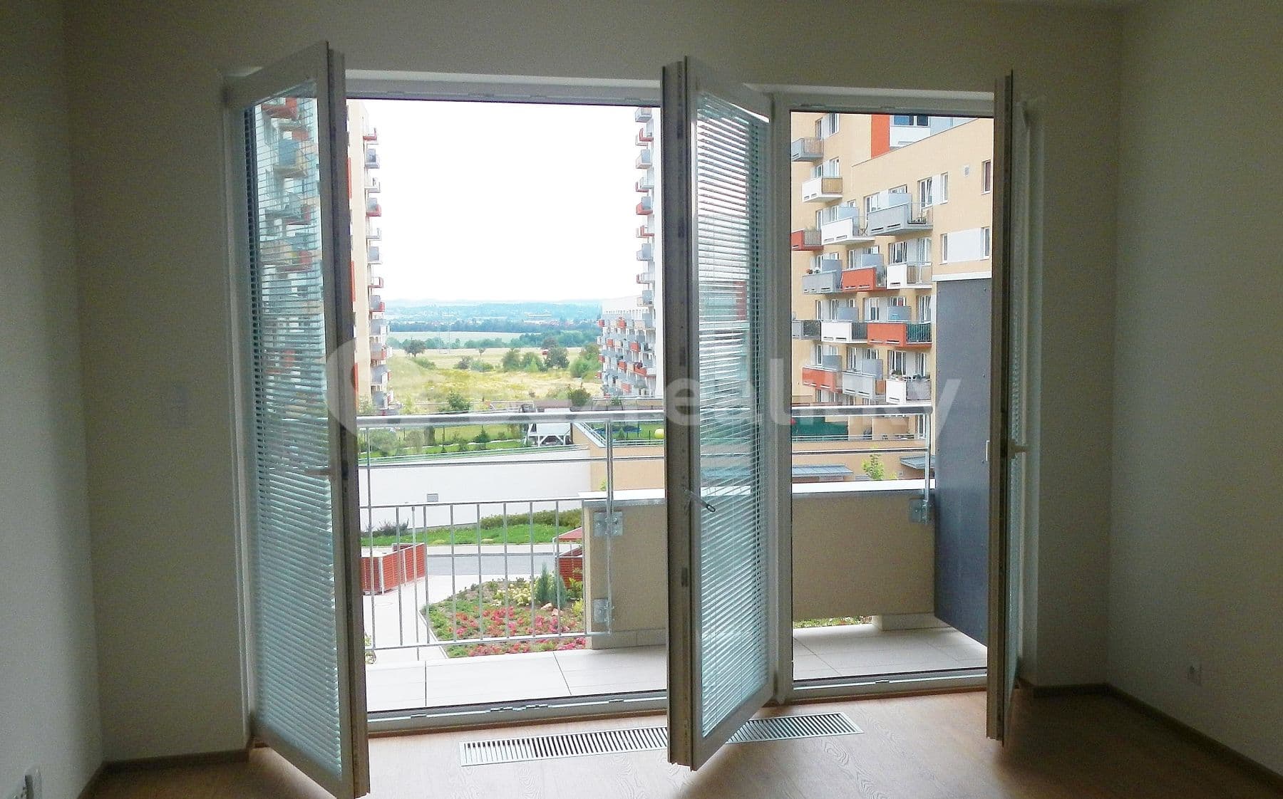 Studio flat to rent, 37 m², Mantovská, Prague, Prague Studio flat to rent, 37 m², Mantovská, Prague, Prague