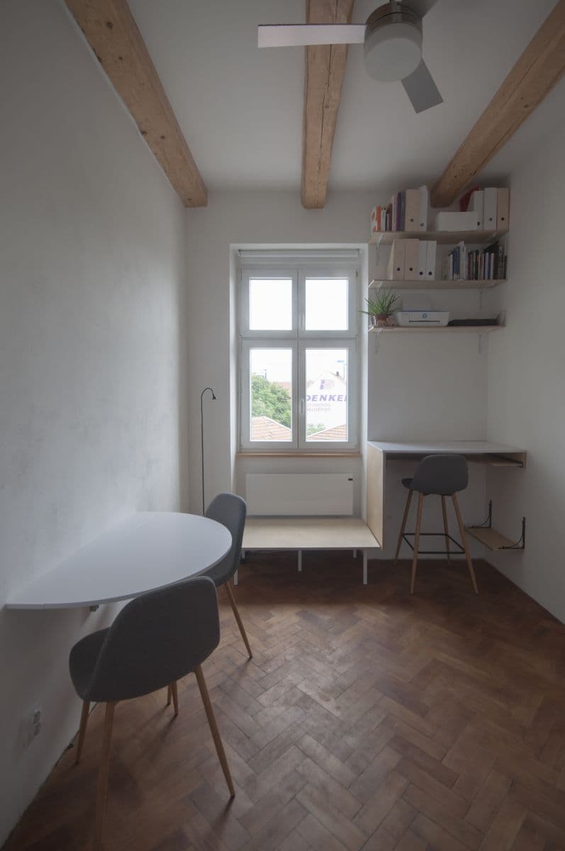 Small studio flat to rent, 12 m², Milady Horákové, Brno, Jihomoravský Region Small studio flat to rent, 12 m², Milady Horákové, Brno, Jihomoravský Region