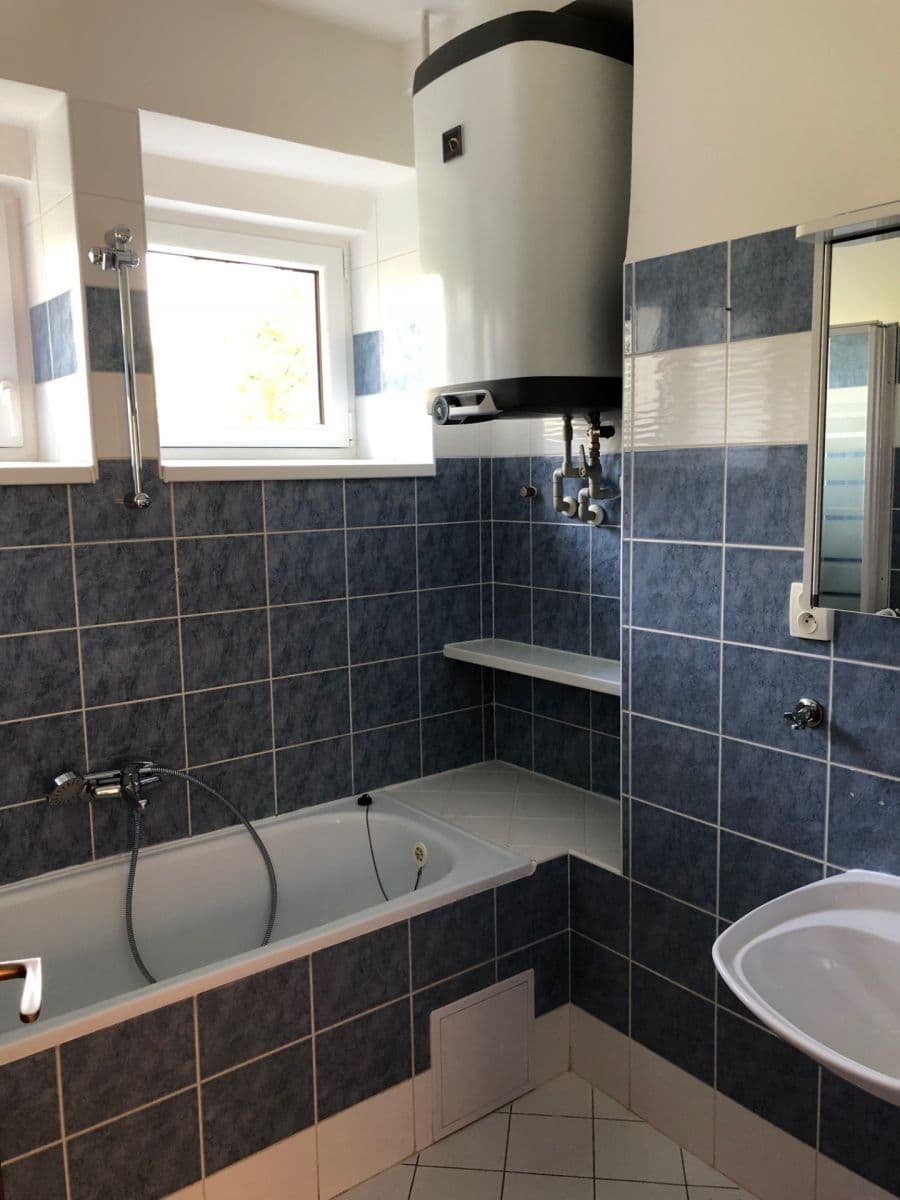 3 bedroom flat to rent, 85 m², Pod Kesnerkou, Prague, Prague 3 bedroom flat to rent, 85 m², Pod Kesnerkou, Prague, Prague