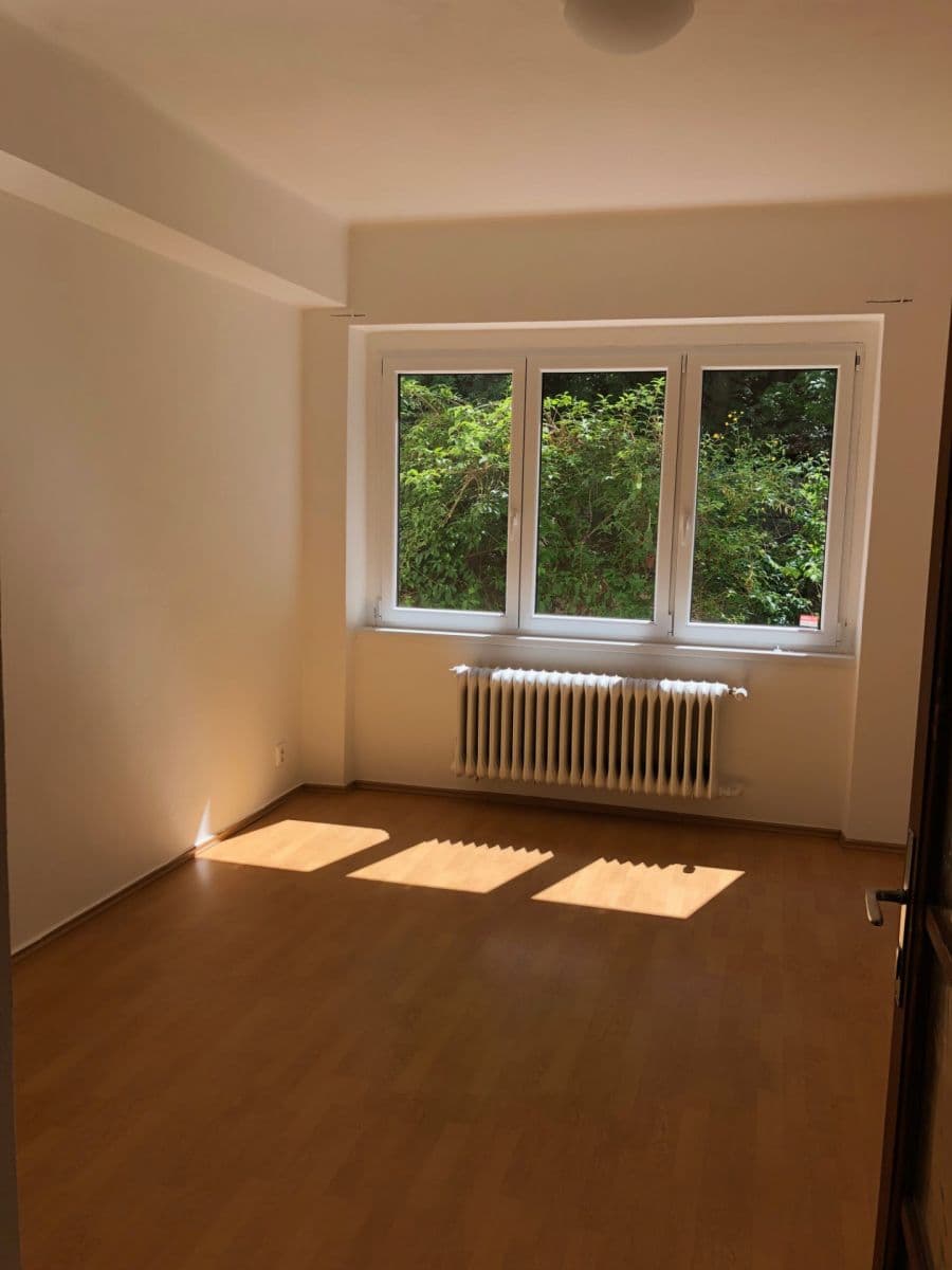 3 bedroom flat to rent, 85 m², Pod Kesnerkou, Prague, Prague 3 bedroom flat to rent, 85 m², Pod Kesnerkou, Prague, Prague