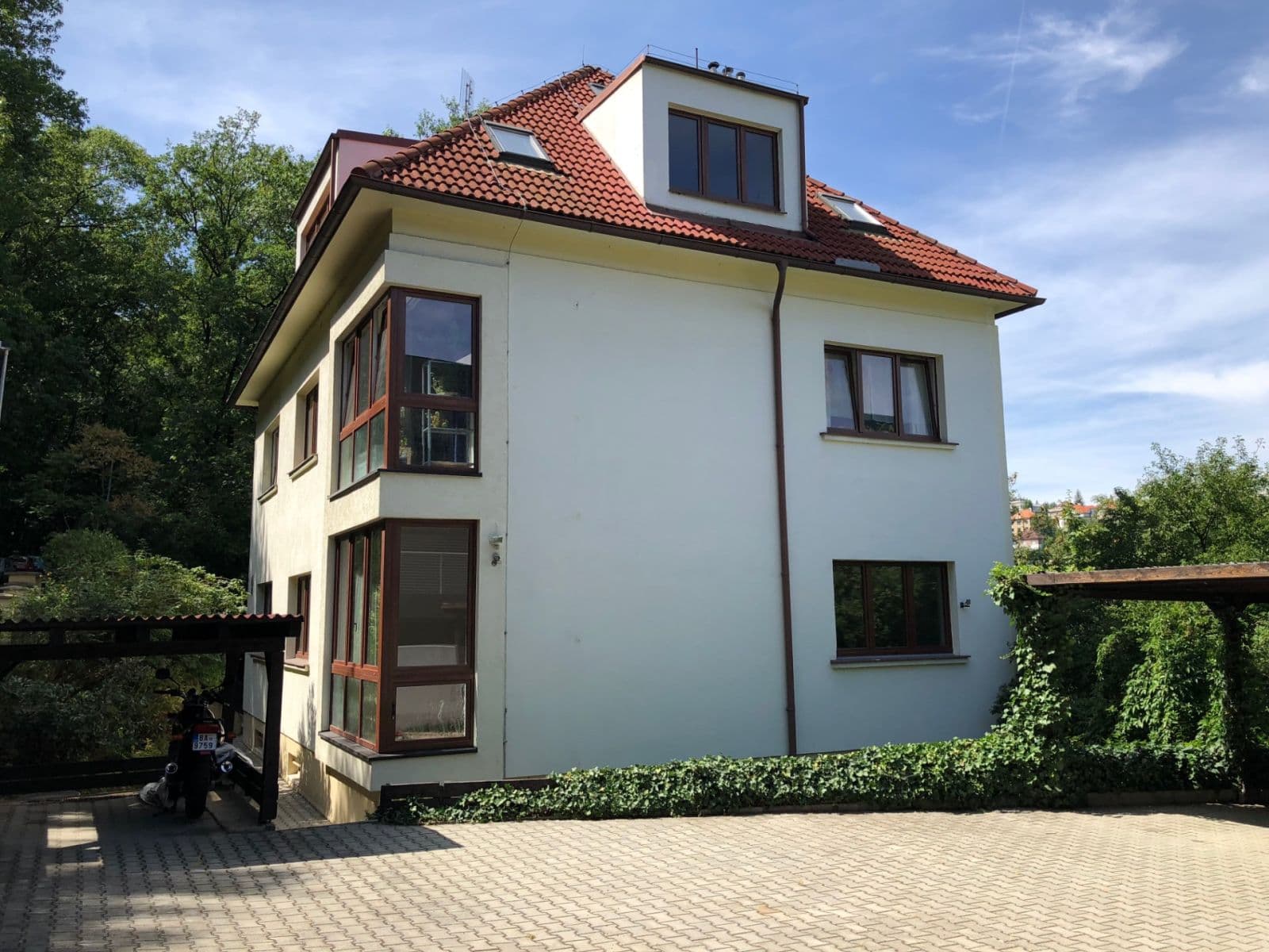 3 bedroom flat to rent, 85 m², Pod Kesnerkou, Prague, Prague 3 bedroom flat to rent, 85 m², Pod Kesnerkou, Prague, Prague