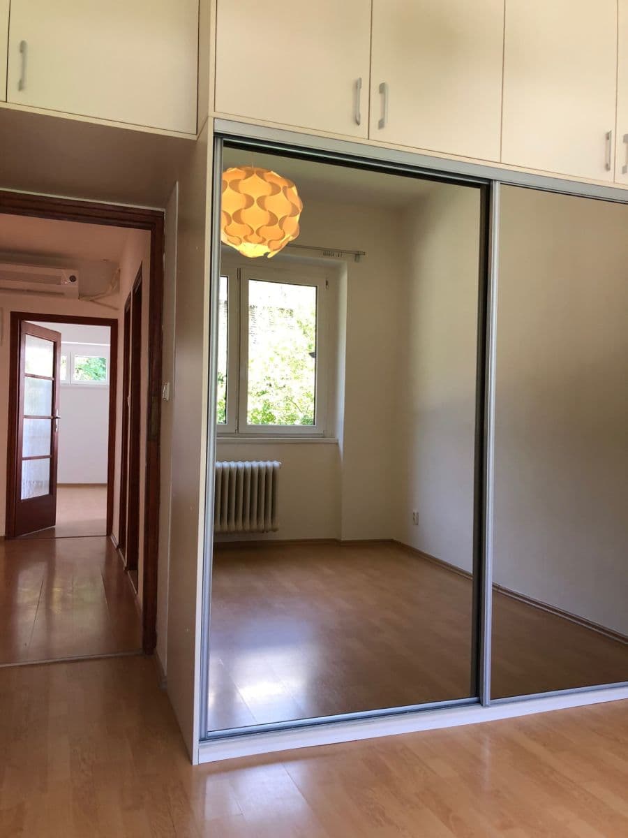 3 bedroom flat to rent, 85 m², Pod Kesnerkou, Prague, Prague 3 bedroom flat to rent, 85 m², Pod Kesnerkou, Prague, Prague