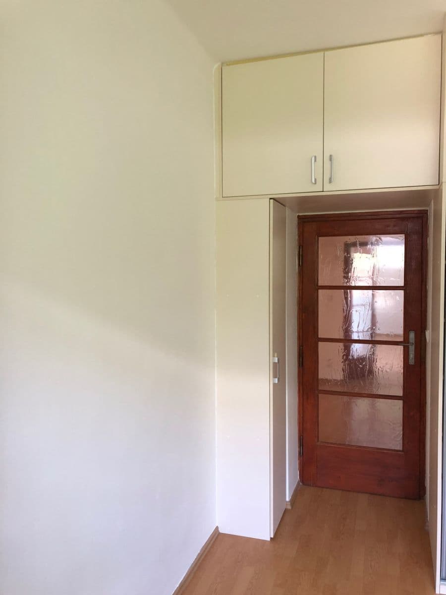3 bedroom flat to rent, 85 m², Pod Kesnerkou, Prague, Prague 3 bedroom flat to rent, 85 m², Pod Kesnerkou, Prague, Prague