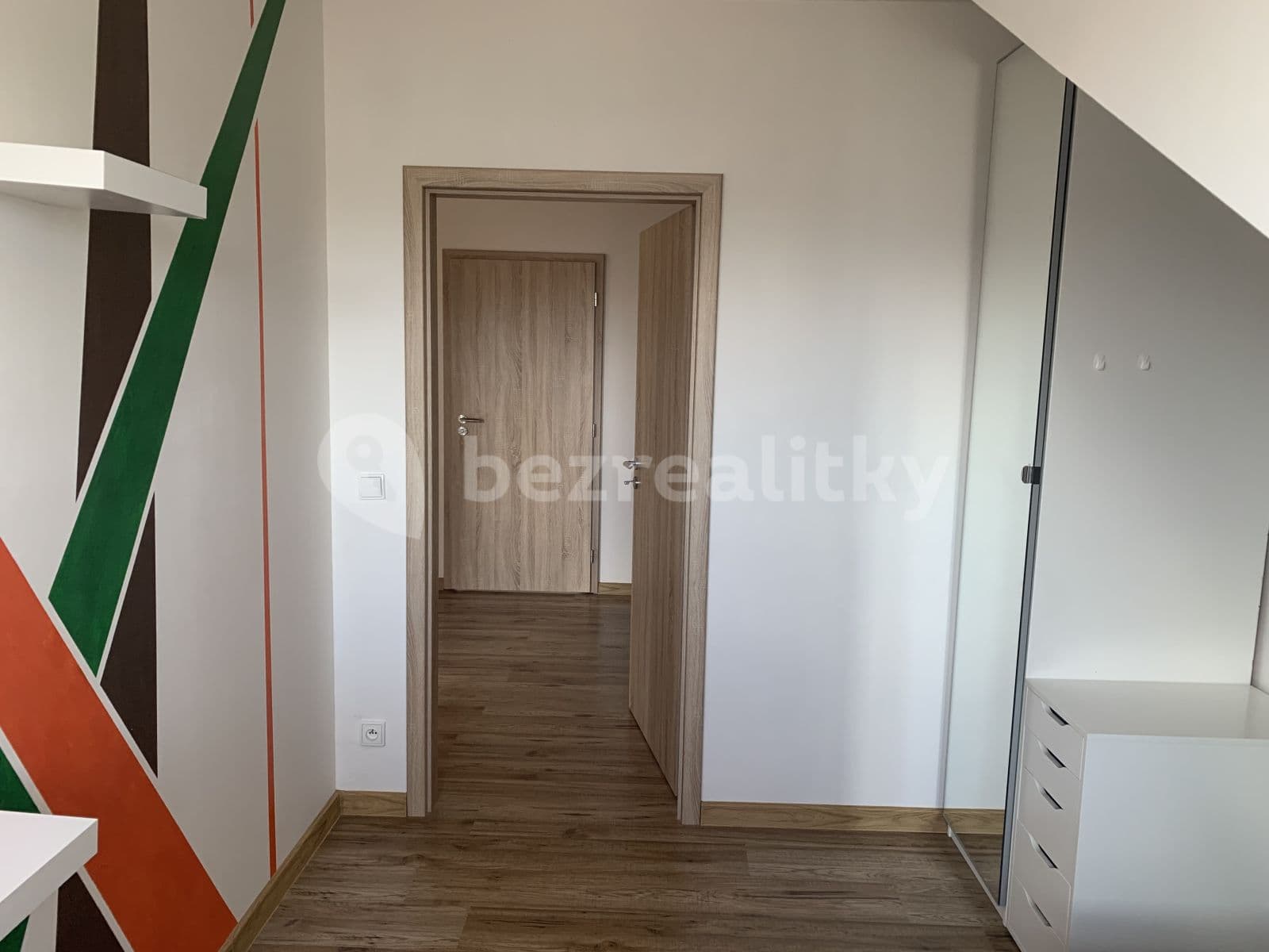 2 bedroom with open-plan kitchen flat to rent, 81 m², Schoellerova, Prague, Prague 2 bedroom with open-plan kitchen flat to rent, 81 m², Schoellerova, Prague, Prague