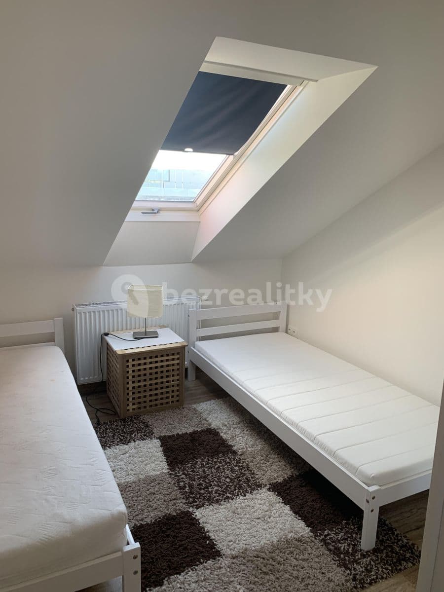 2 bedroom with open-plan kitchen flat to rent, 81 m², Schoellerova, Prague, Prague 2 bedroom with open-plan kitchen flat to rent, 81 m², Schoellerova, Prague, Prague