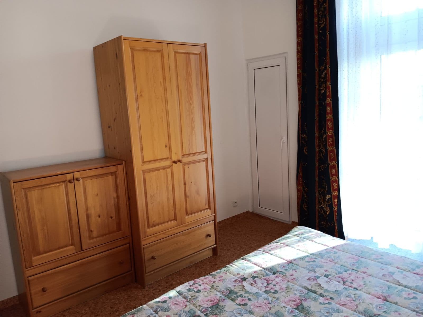 1 bedroom with open-plan kitchen flat to rent, 45 m², Svatoslavova, Prague, Prague 1 bedroom with open-plan kitchen flat to rent, 45 m², Svatoslavova, Prague, Prague