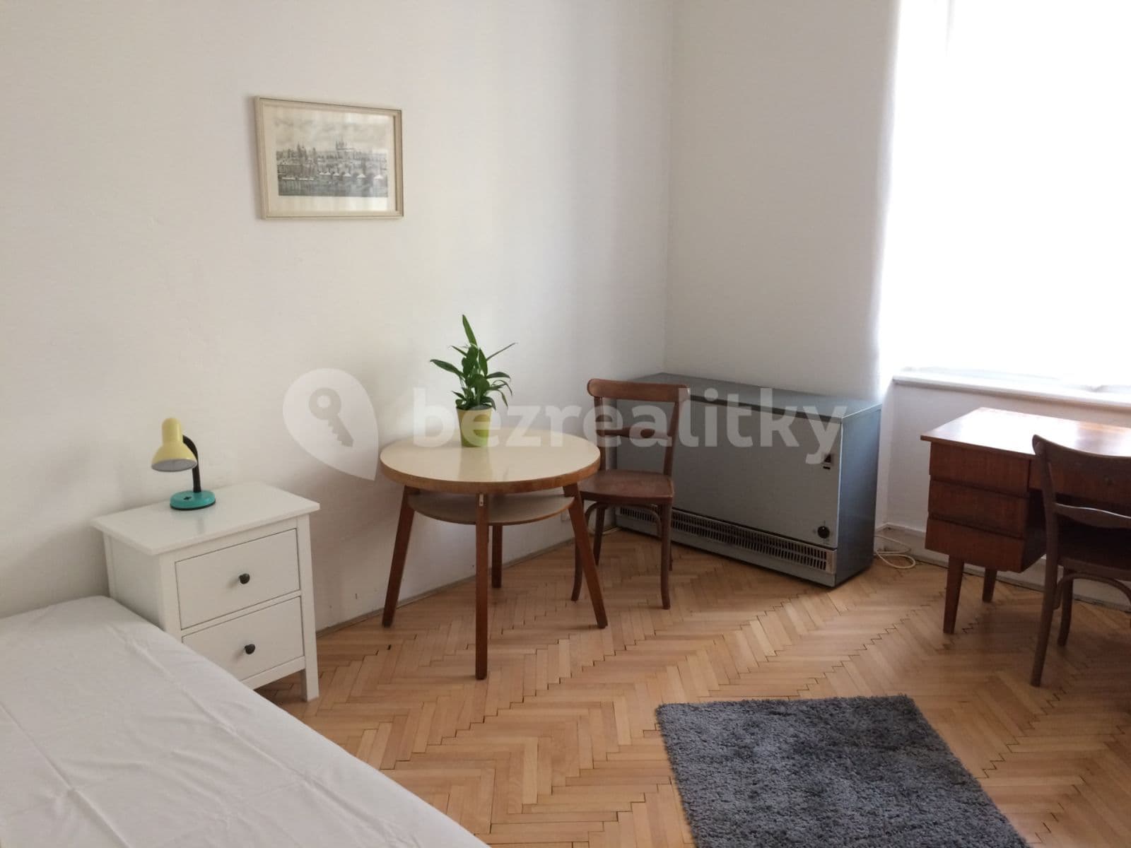 5 bedroom flat to rent, 16 m², Schnirchova, Prague, Prague 5 bedroom flat to rent, 16 m², Schnirchova, Prague, Prague