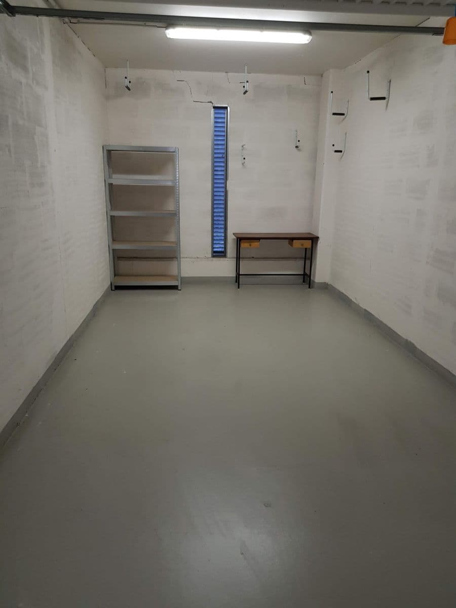 garage to rent, 17 m², Lovosická, Prague, Prague garage to rent, 17 m², Lovosická, Prague, Prague