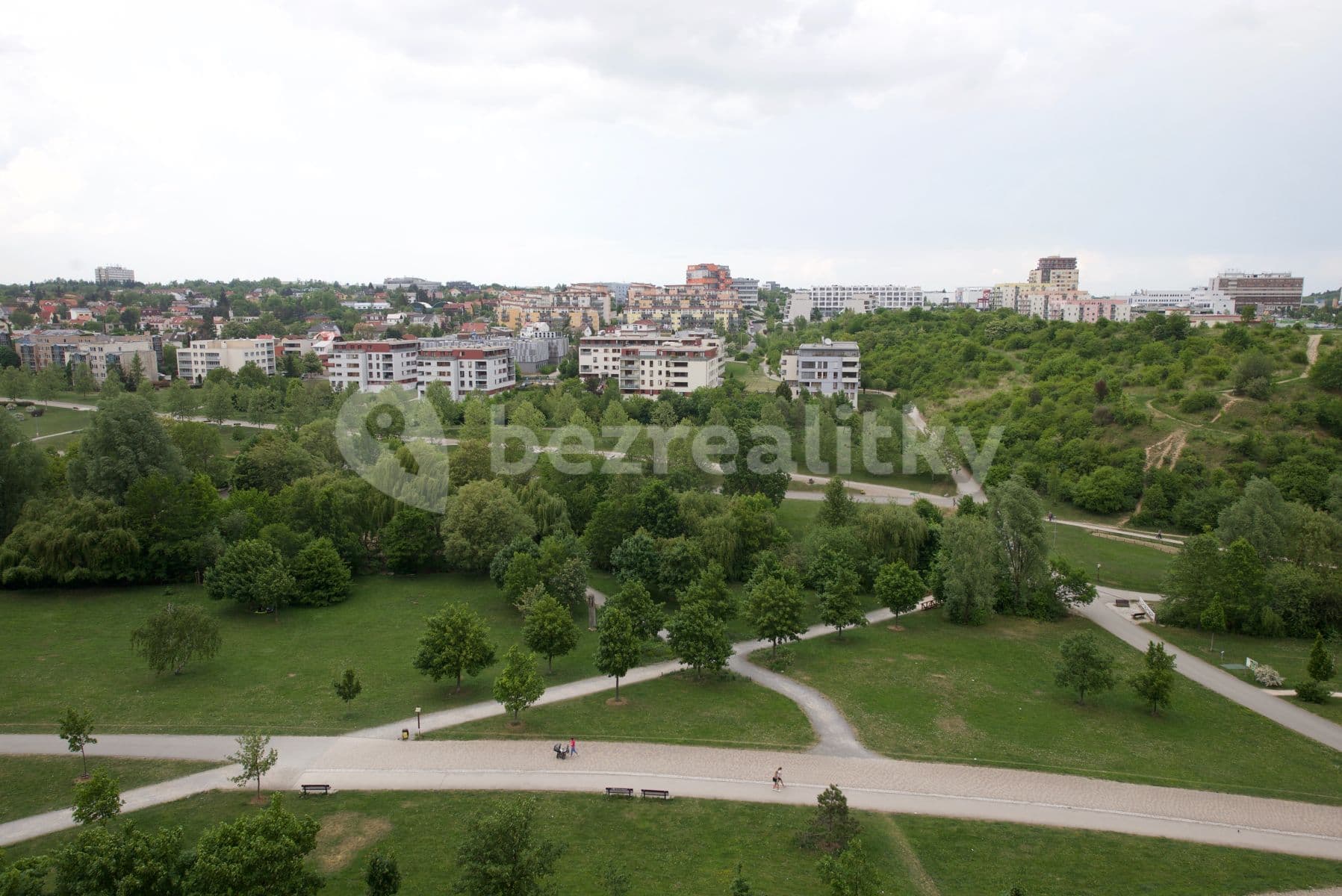 1 bedroom with open-plan kitchen flat to rent, 45 m², Zázvorkova, Prague, Prague 1 bedroom with open-plan kitchen flat to rent, 45 m², Zázvorkova, Prague, Prague