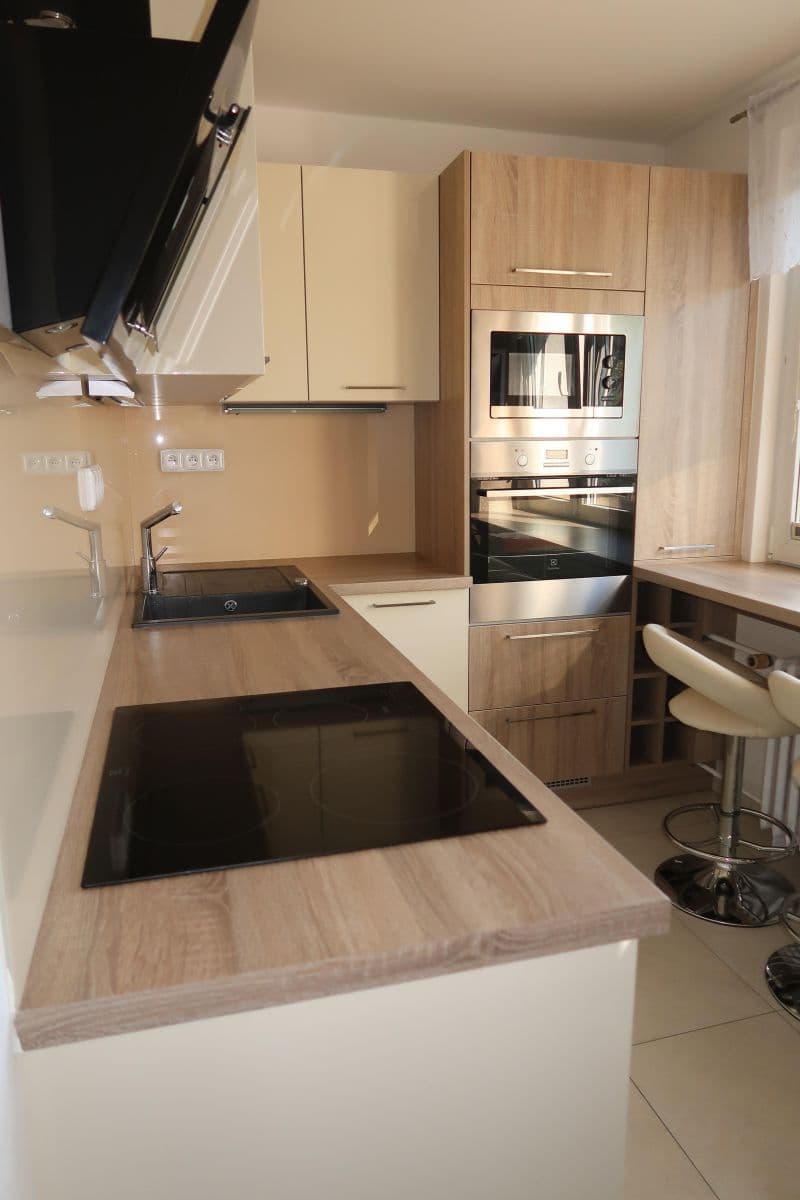 2 bedroom flat to rent, 54 m², Nad Alejí, Prague, Prague 2 bedroom flat to rent, 54 m², Nad Alejí, Prague, Prague