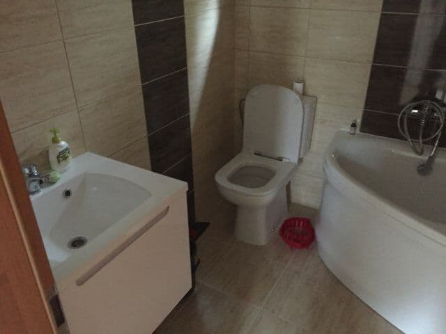 2 bedroom with open-plan kitchen flat to rent, 887 m², 5. května, Mníšek pod Brdy, Středočeský Region 2 bedroom with open-plan kitchen flat to rent, 887 m², 5. května, Mníšek pod Brdy, Středočeský Region