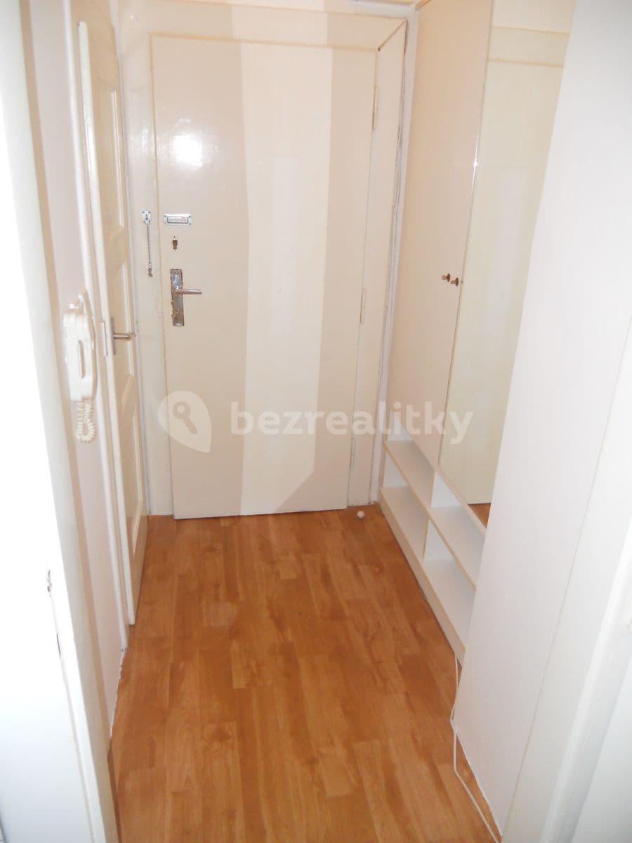 Studio flat to rent, 25 m², Koulova, Prague, Prague Studio flat to rent, 25 m², Koulova, Prague, Prague