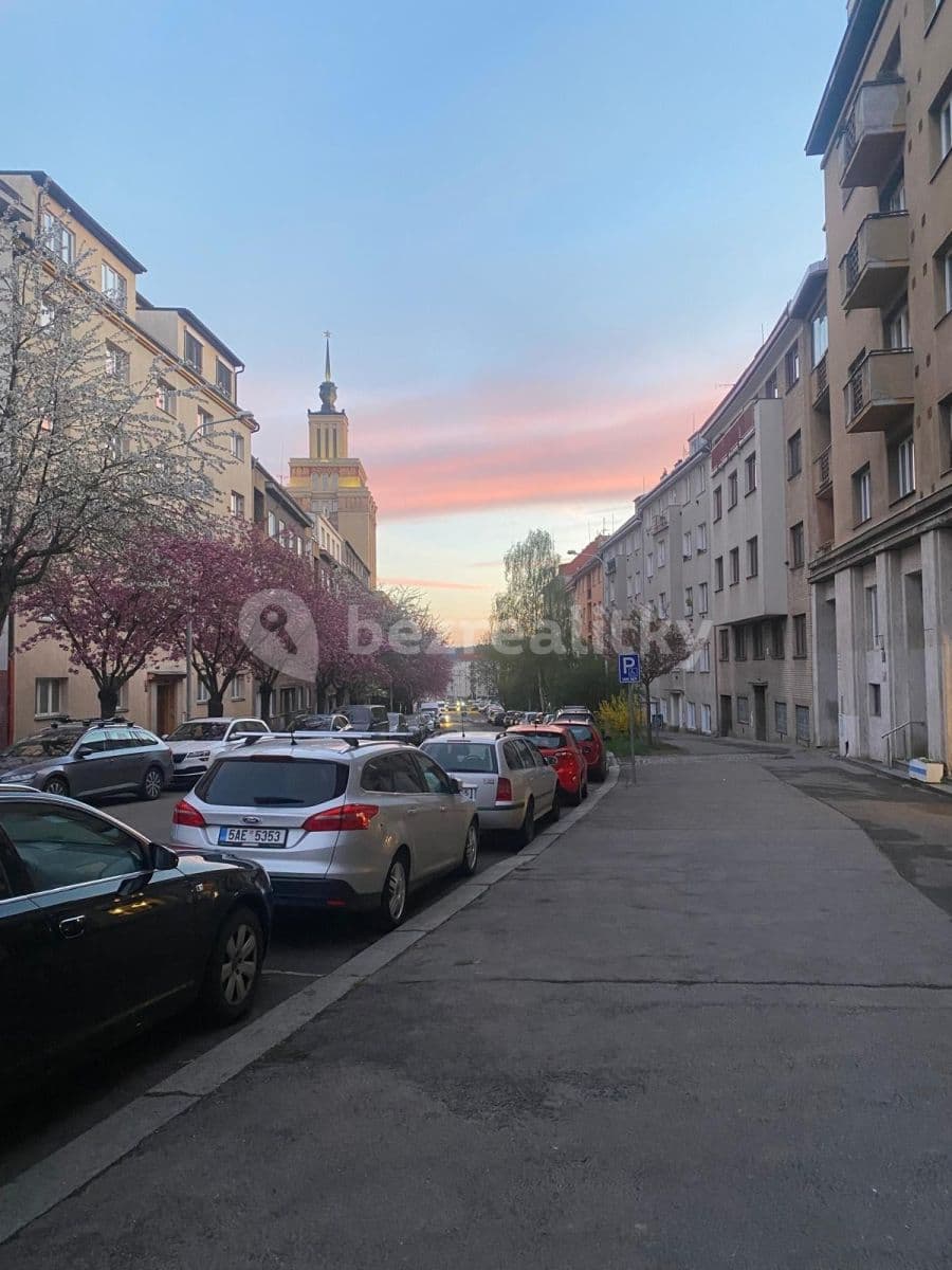 Studio flat to rent, 25 m², Koulova, Prague, Prague Studio flat to rent, 25 m², Koulova, Prague, Prague