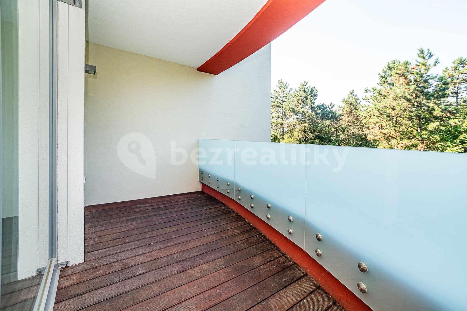 2 bedroom with open-plan kitchen flat to rent, 107 m², Kunešova, Prague, Prague 2 bedroom with open-plan kitchen flat to rent, 107 m², Kunešova, Prague, Prague