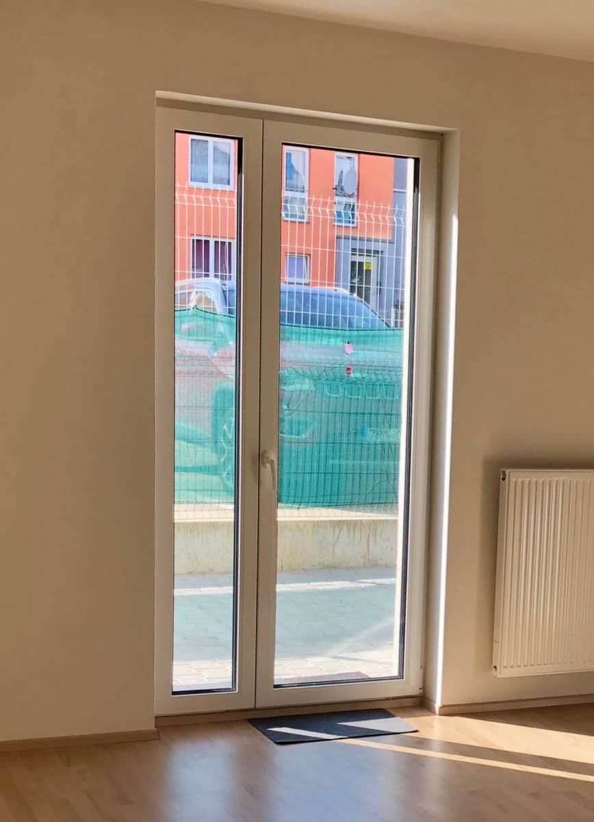 1 bedroom with open-plan kitchen flat to rent, 59 m², Poděbradova, Plzeň, Plzeňský Region 1 bedroom with open-plan kitchen flat to rent, 59 m², Poděbradova, Plzeň, Plzeňský Region