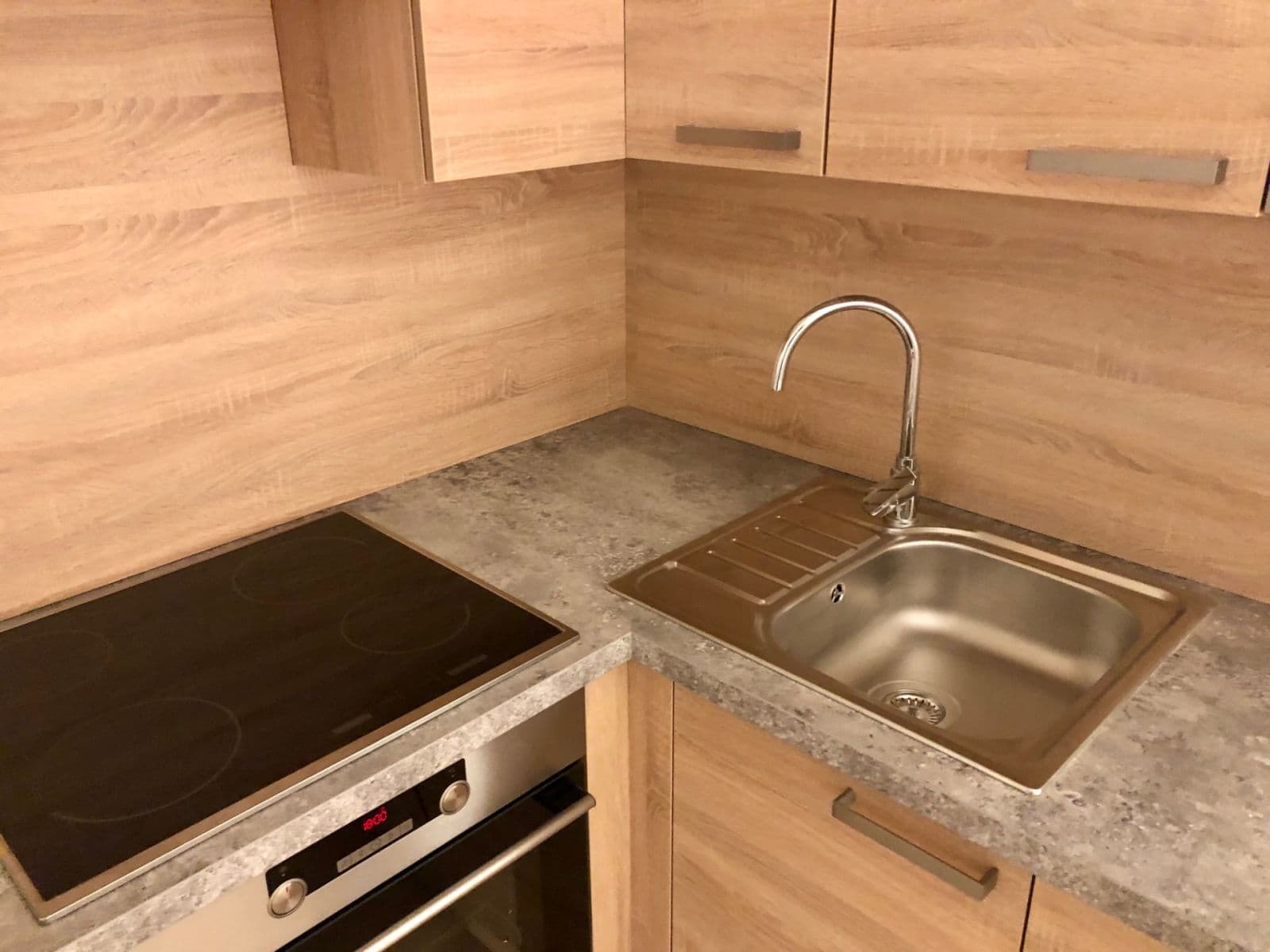 1 bedroom with open-plan kitchen flat to rent, 59 m², Poděbradova, Plzeň, Plzeňský Region 1 bedroom with open-plan kitchen flat to rent, 59 m², Poděbradova, Plzeň, Plzeňský Region