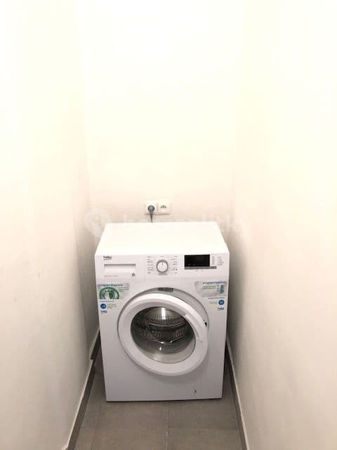 2 bedroom flat to rent, 48 m², Ke Strašnické, Prague, Prague 2 bedroom flat to rent, 48 m², Ke Strašnické, Prague, Prague