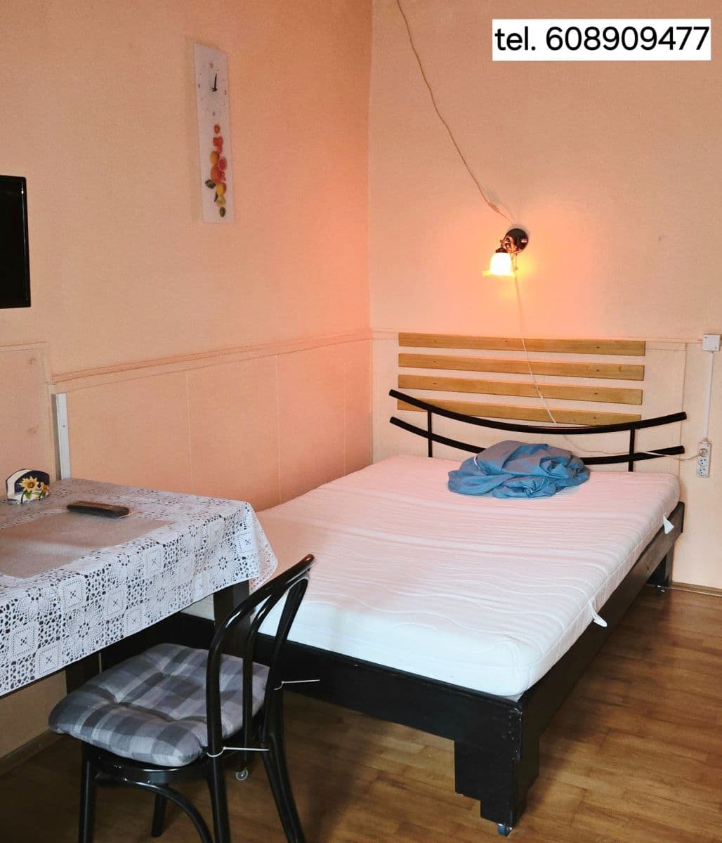 Small studio flat to rent, 21 m², Pelnářova, Prague, Prague Small studio flat to rent, 21 m², Pelnářova, Prague, Prague