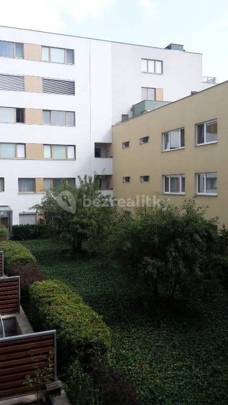 Studio flat to rent, 48 m², Vorařská, Prague, Prague Studio flat to rent, 48 m², Vorařská, Prague, Prague