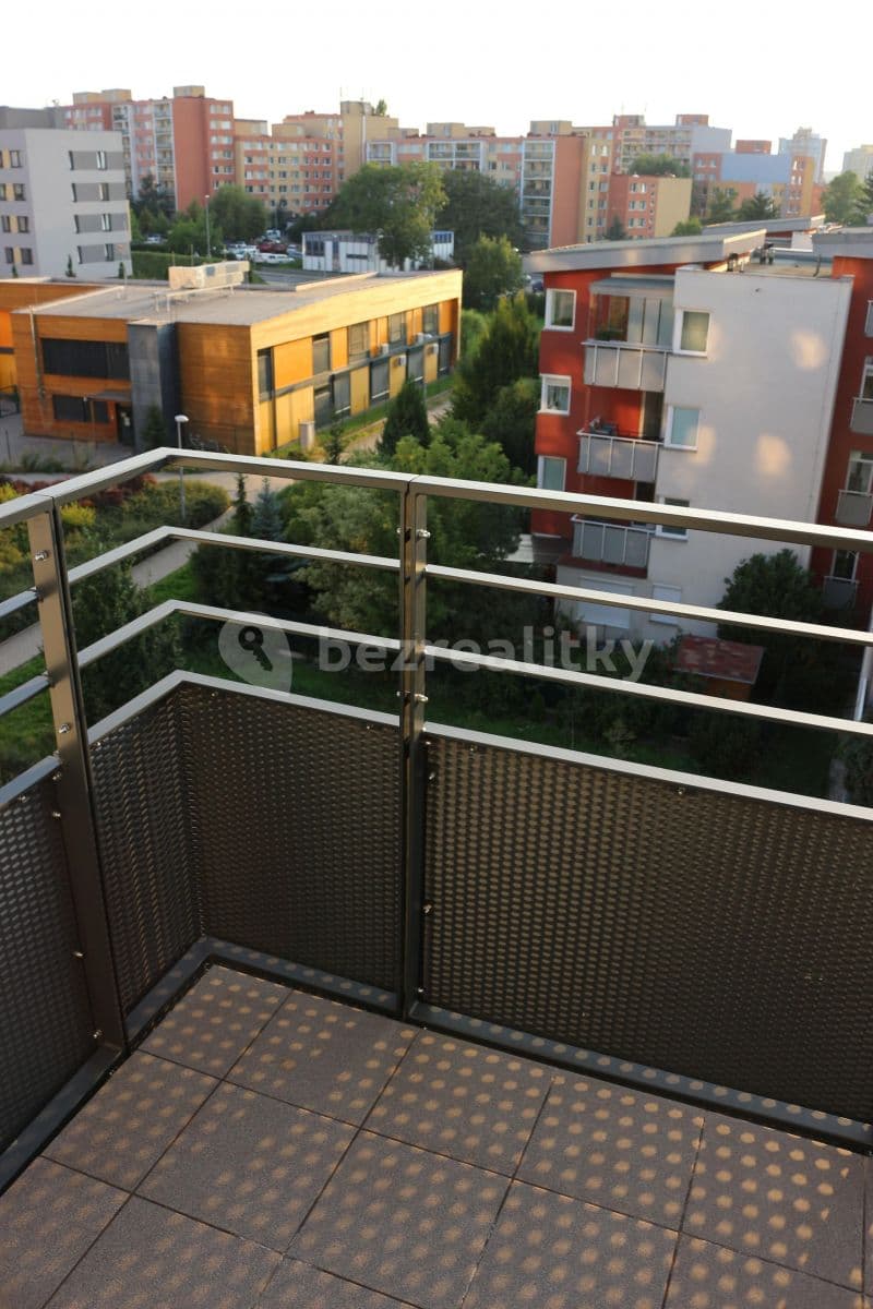 Studio flat to rent, 42 m², Škrábkových, Prague, Prague Studio flat to rent, 42 m², Škrábkových, Prague, Prague