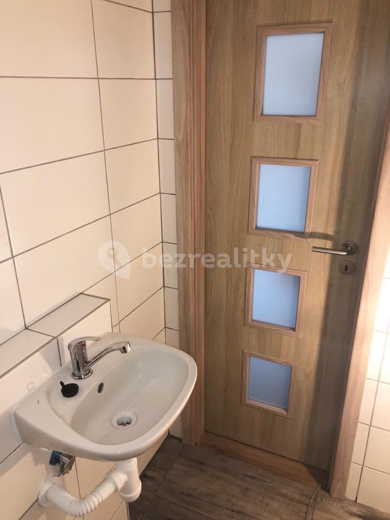 1 bedroom with open-plan kitchen flat to rent, 37 m², Barrandova, Ústí nad Labem, Ústecký Region 1 bedroom with open-plan kitchen flat to rent, 37 m², Barrandova, Ústí nad Labem, Ústecký Region