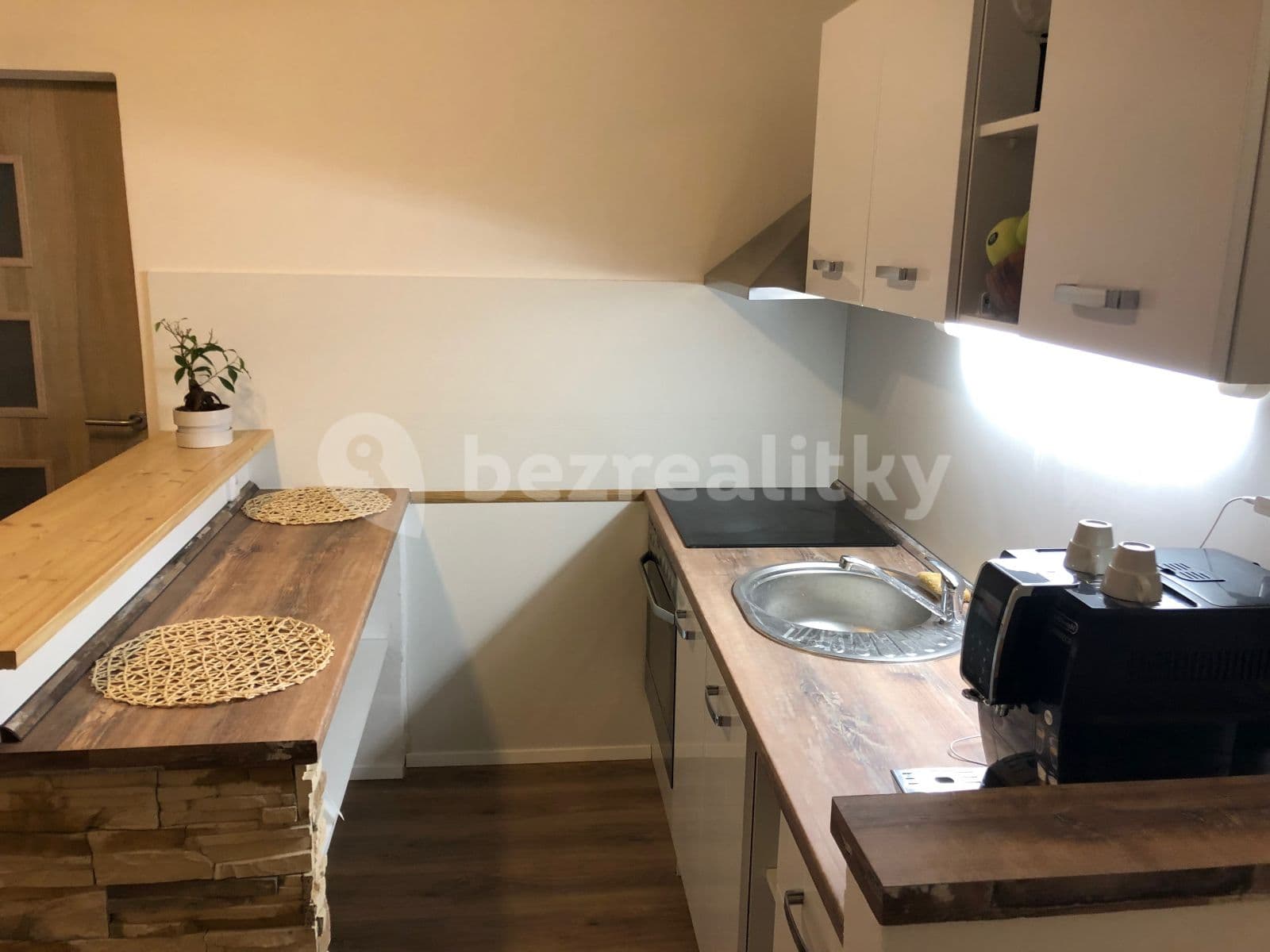 1 bedroom with open-plan kitchen flat to rent, 37 m², Barrandova, Ústí nad Labem, Ústecký Region 1 bedroom with open-plan kitchen flat to rent, 37 m², Barrandova, Ústí nad Labem, Ústecký Region