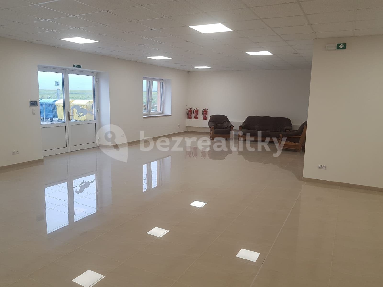 non-residential property to rent, 190 m², 1136, Rostoklaty, Středočeský Region non-residential property to rent, 190 m², 1136, Rostoklaty, Středočeský Region