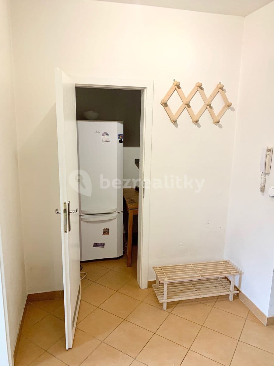 1 bedroom with open-plan kitchen flat to rent, 62 m², Žateckých, Prague, Prague 1 bedroom with open-plan kitchen flat to rent, 62 m², Žateckých, Prague, Prague