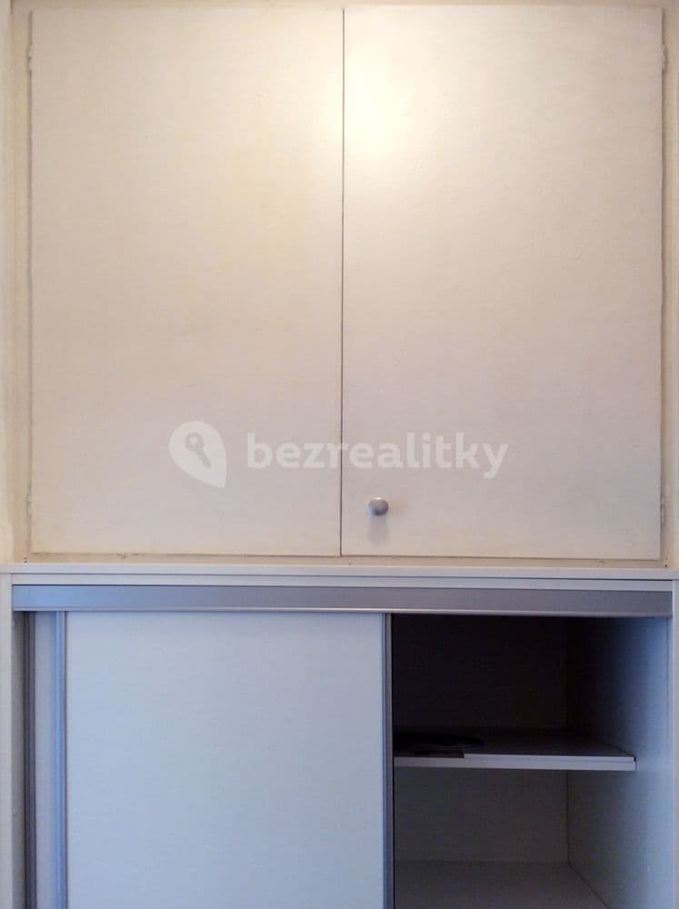 Small studio flat to rent, 20 m², Počátecká, Prague, Prague Small studio flat to rent, 20 m², Počátecká, Prague, Prague