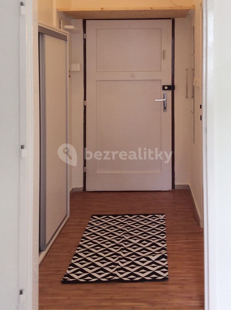 Small studio flat to rent, 20 m², Počátecká, Prague, Prague Small studio flat to rent, 20 m², Počátecká, Prague, Prague