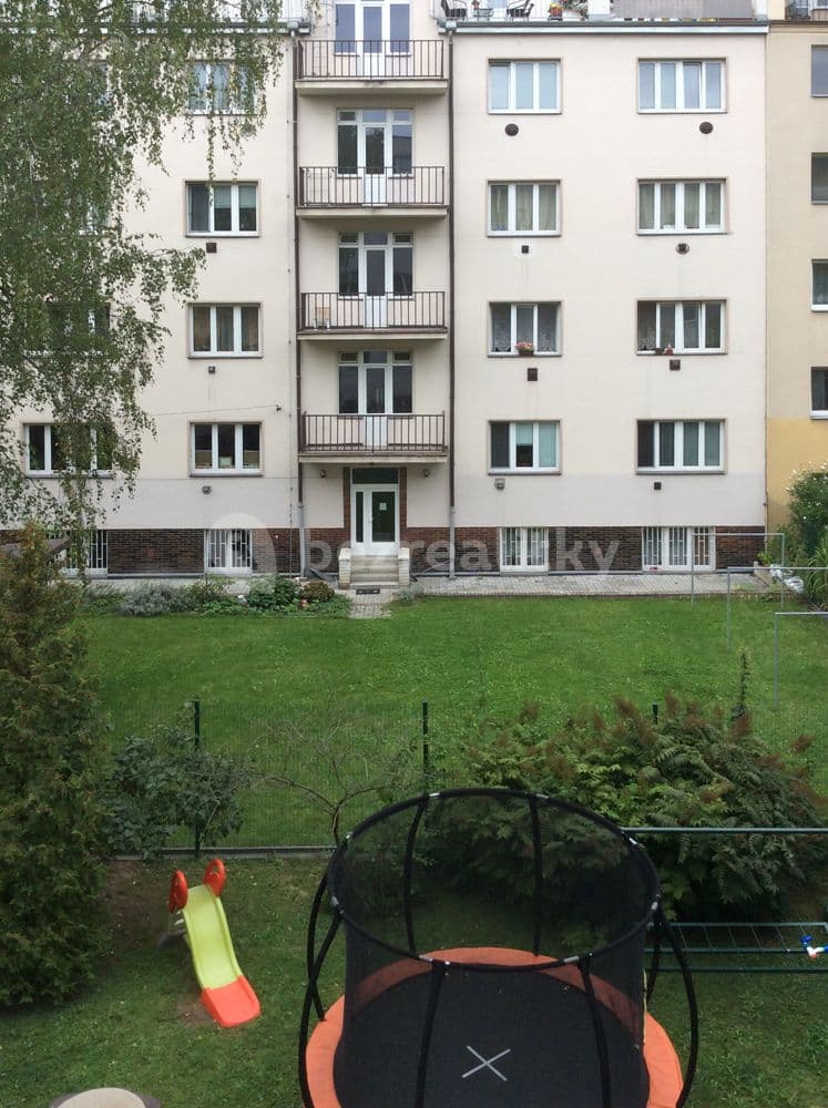 Small studio flat to rent, 20 m², Počátecká, Prague, Prague Small studio flat to rent, 20 m², Počátecká, Prague, Prague