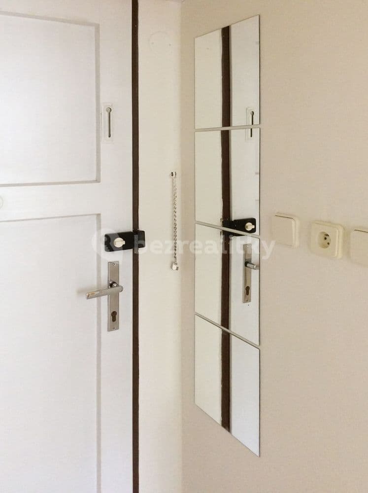 Small studio flat to rent, 20 m², Počátecká, Prague, Prague Small studio flat to rent, 20 m², Počátecká, Prague, Prague