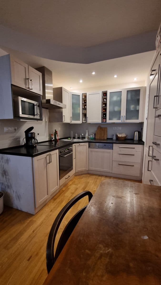 1 bedroom with open-plan kitchen flat to rent, 52 m², Zakšínská, Prague, Prague 1 bedroom with open-plan kitchen flat to rent, 52 m², Zakšínská, Prague, Prague