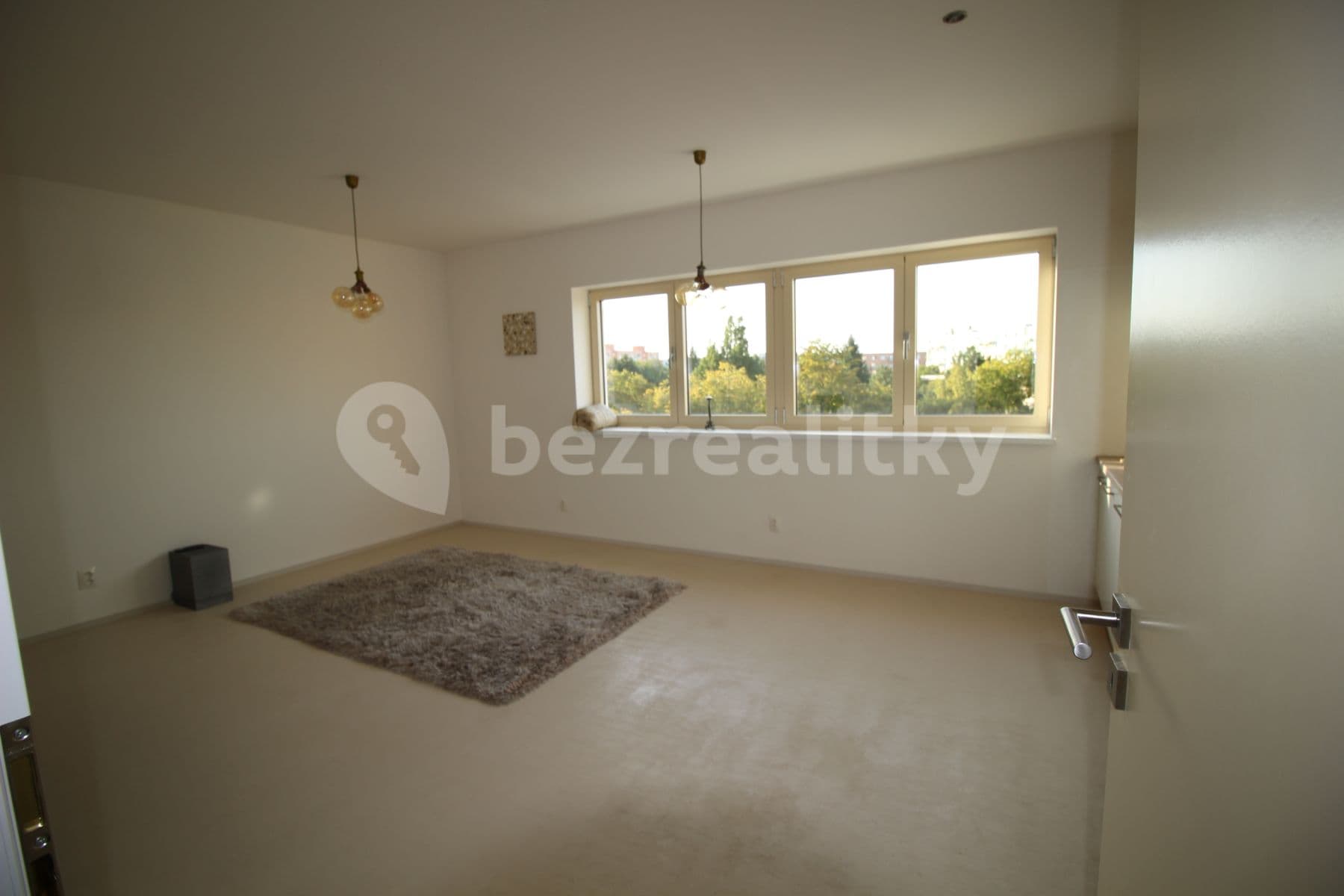 2 bedroom with open-plan kitchen flat to rent, 81 m², Bendlova, Brno, Jihomoravský Region 2 bedroom with open-plan kitchen flat to rent, 81 m², Bendlova, Brno, Jihomoravský Region