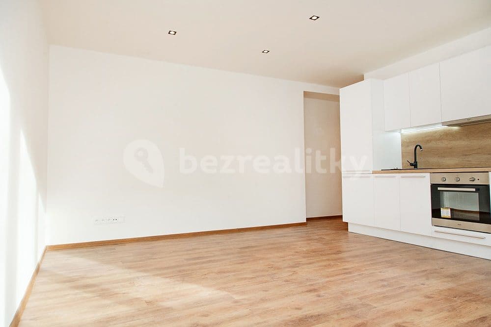 1 bedroom with open-plan kitchen flat to rent, 41 m², Sokolovská, Ostrava, Moravskoslezský Region 1 bedroom with open-plan kitchen flat to rent, 41 m², Sokolovská, Ostrava, Moravskoslezský Region