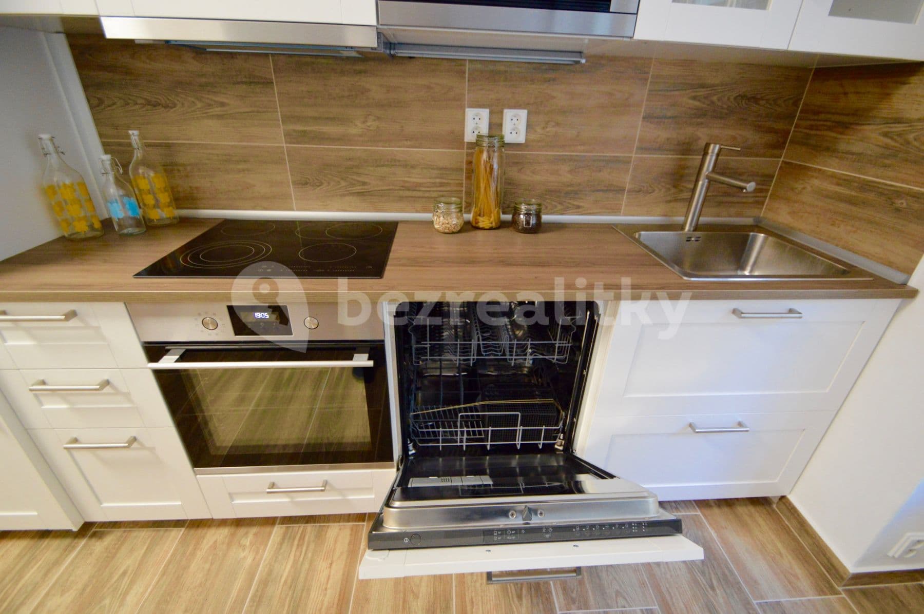 1 bedroom flat to rent, 48 m², Domažlická, Prague, Prague 1 bedroom flat to rent, 48 m², Domažlická, Prague, Prague