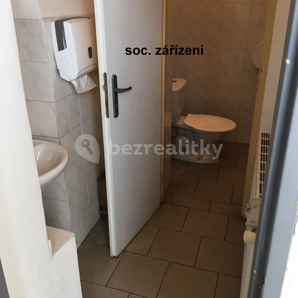 non-residential property to rent, 535 m², Jateční, Ústí nad Labem, Ústecký Region