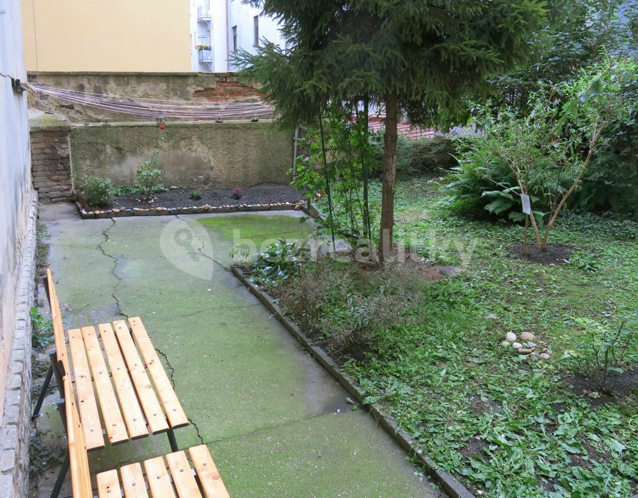 2 bedroom with open-plan kitchen flat to rent, 58 m², Grafická, Prague, Prague 2 bedroom with open-plan kitchen flat to rent, 58 m², Grafická, Prague, Prague