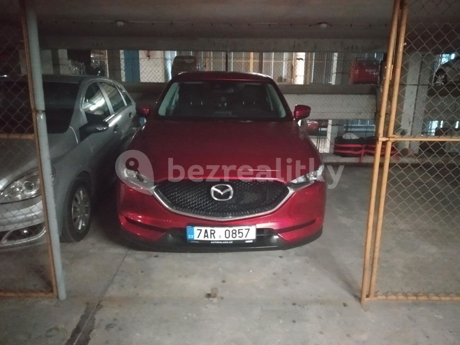 garage to rent, 14 m², Milevská, Prague, Prague garage to rent, 14 m², Milevská, Prague, Prague