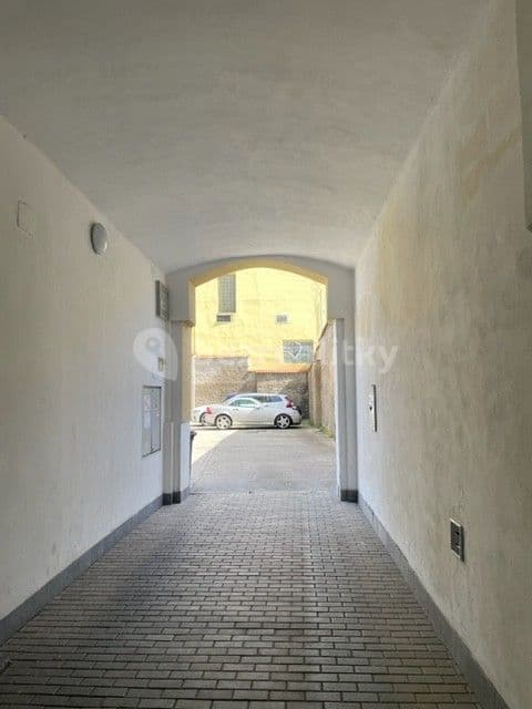 garage to rent, 15 m², Argentinská, Prague, Prague garage to rent, 15 m², Argentinská, Prague, Prague