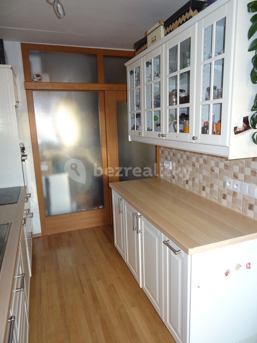 2 bedroom with open-plan kitchen flat to rent, 75 m², Mrkvičkova, Prague, Prague